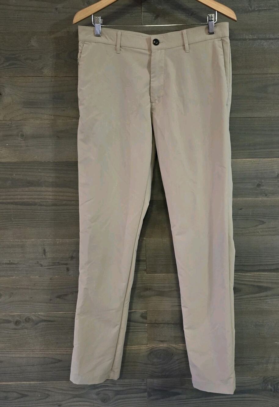 Banana Republic Men Chino Pant Khaki 32x34 Traveler Commuter Nylon Flex Ripstop